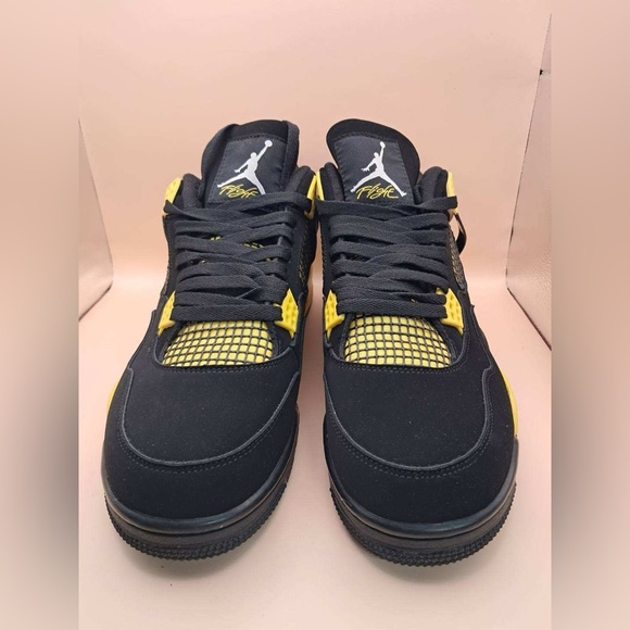 Nike Air Jordan 4 Retro Men’s 12 Black/white Tour yellow main image 9